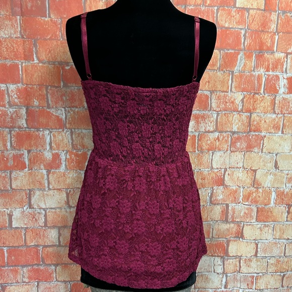 Rue 21 Lace Corset Style Top - Picture 4 of 9